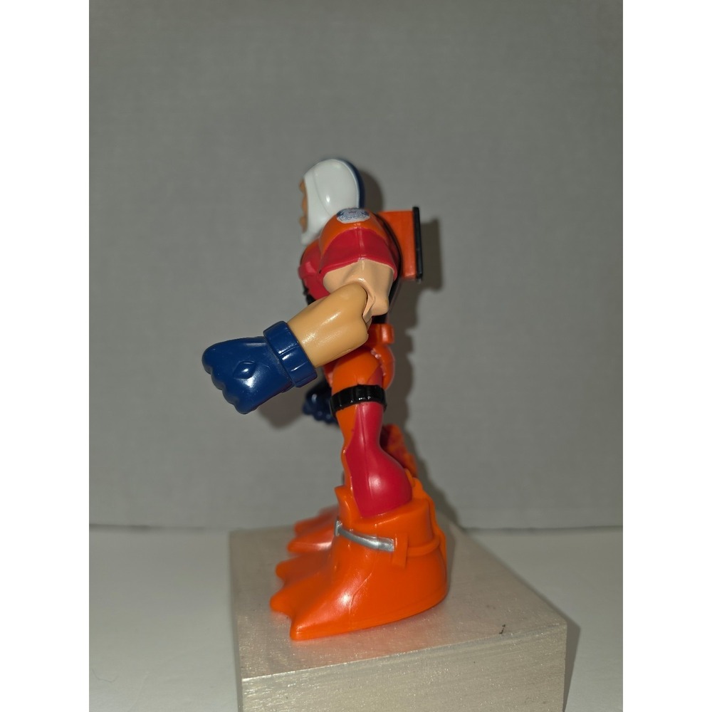 Fisher-Price Rescue Heroes: Launch Force - Bob Buoy Coast Guardsman figure toy - Picture 2 of 5